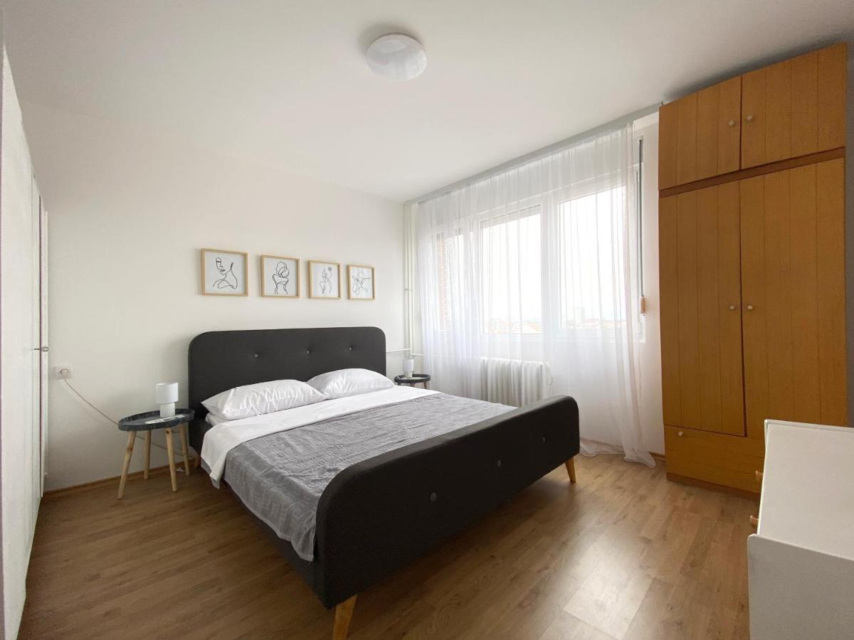 Apartamento Apartman Milica Ni Exterior foto
