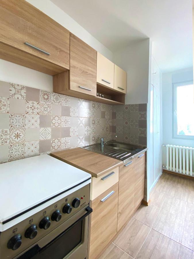 Apartamento Apartman Milica Ni Exterior foto